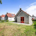Holiday home 6 - Persoons Area 26 *